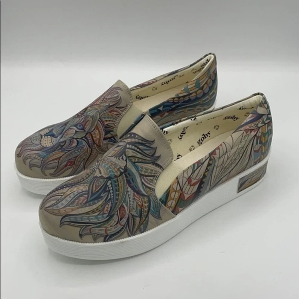 GOBY Blue Feather Lion Slip-On Sneakers